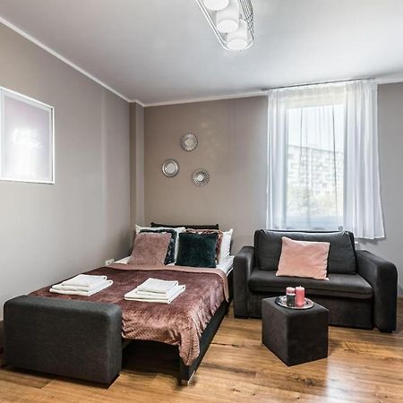 Rent Like Home - Gwiazdzista 10 วรอตซวาฟ ภายนอก รูปภาพ