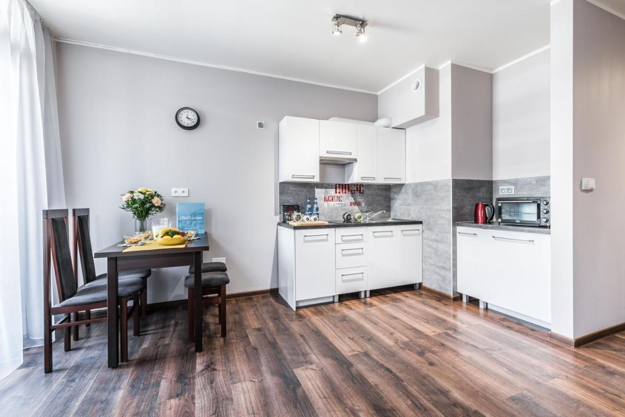 Rent Like Home - Gwiazdzista 10 วรอตซวาฟ ภายนอก รูปภาพ