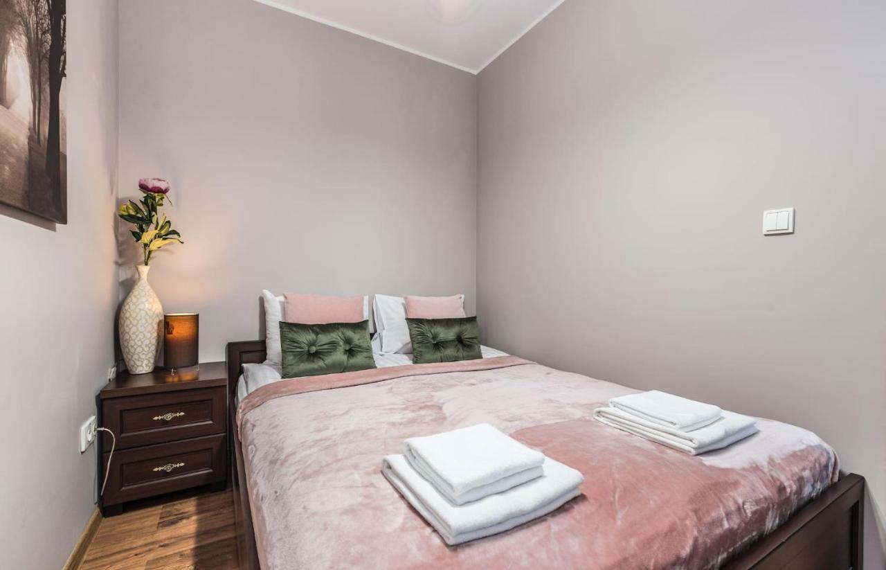 Rent Like Home - Gwiazdzista 10 วรอตซวาฟ ภายนอก รูปภาพ